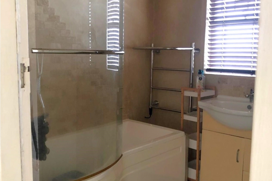 To Let 2 Bedroom Property for Rent in Knysna Central Western Cape